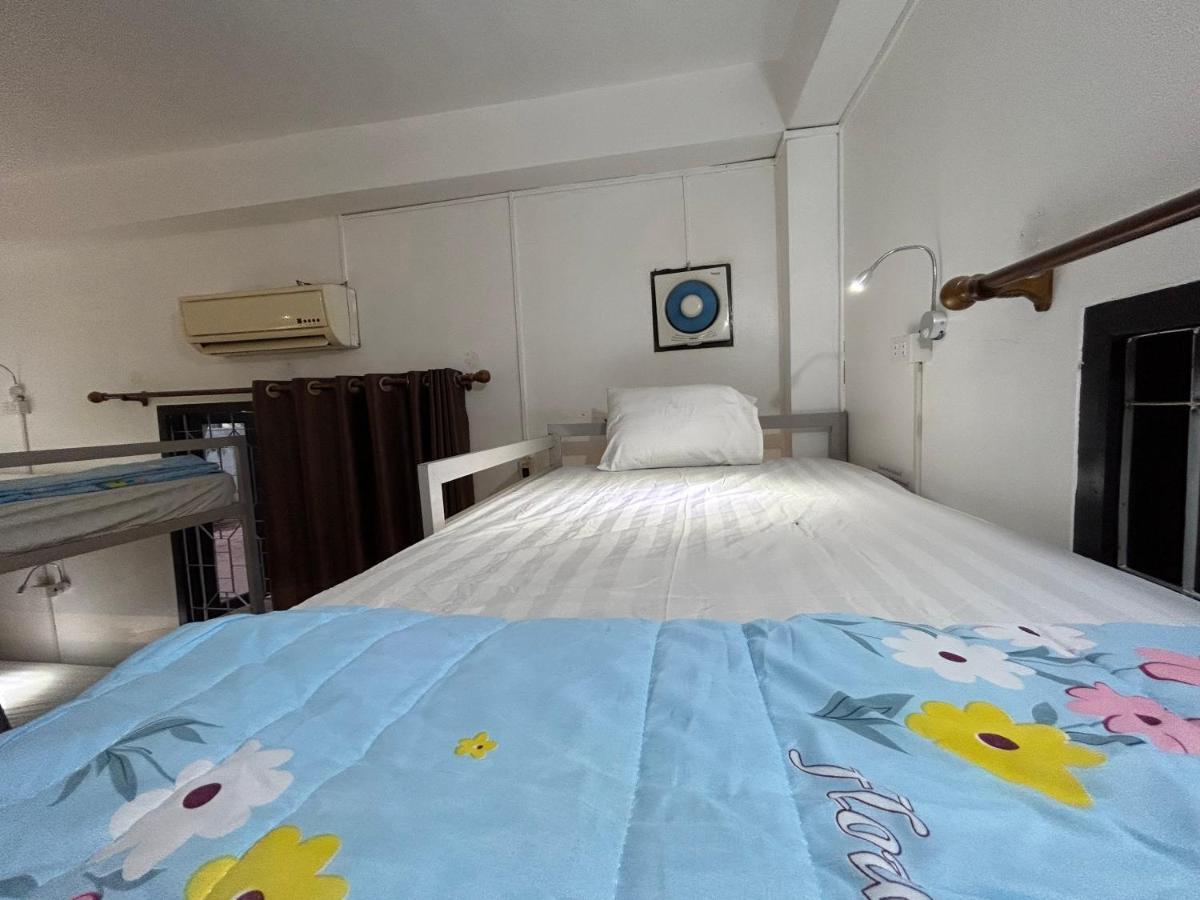 Vang Vieng Backpackers Hostel Dış mekan fotoğraf