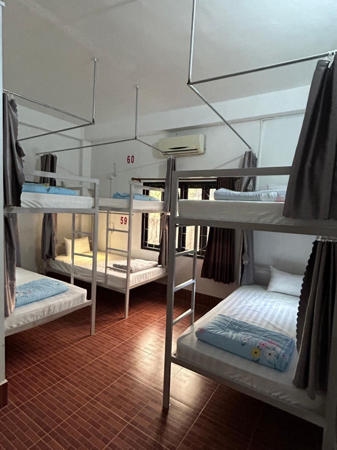 Vang Vieng Backpackers Hostel Dış mekan fotoğraf