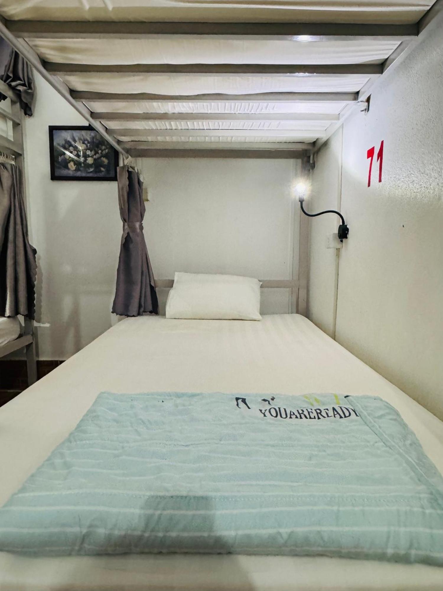 Vang Vieng Backpackers Hostel Dış mekan fotoğraf