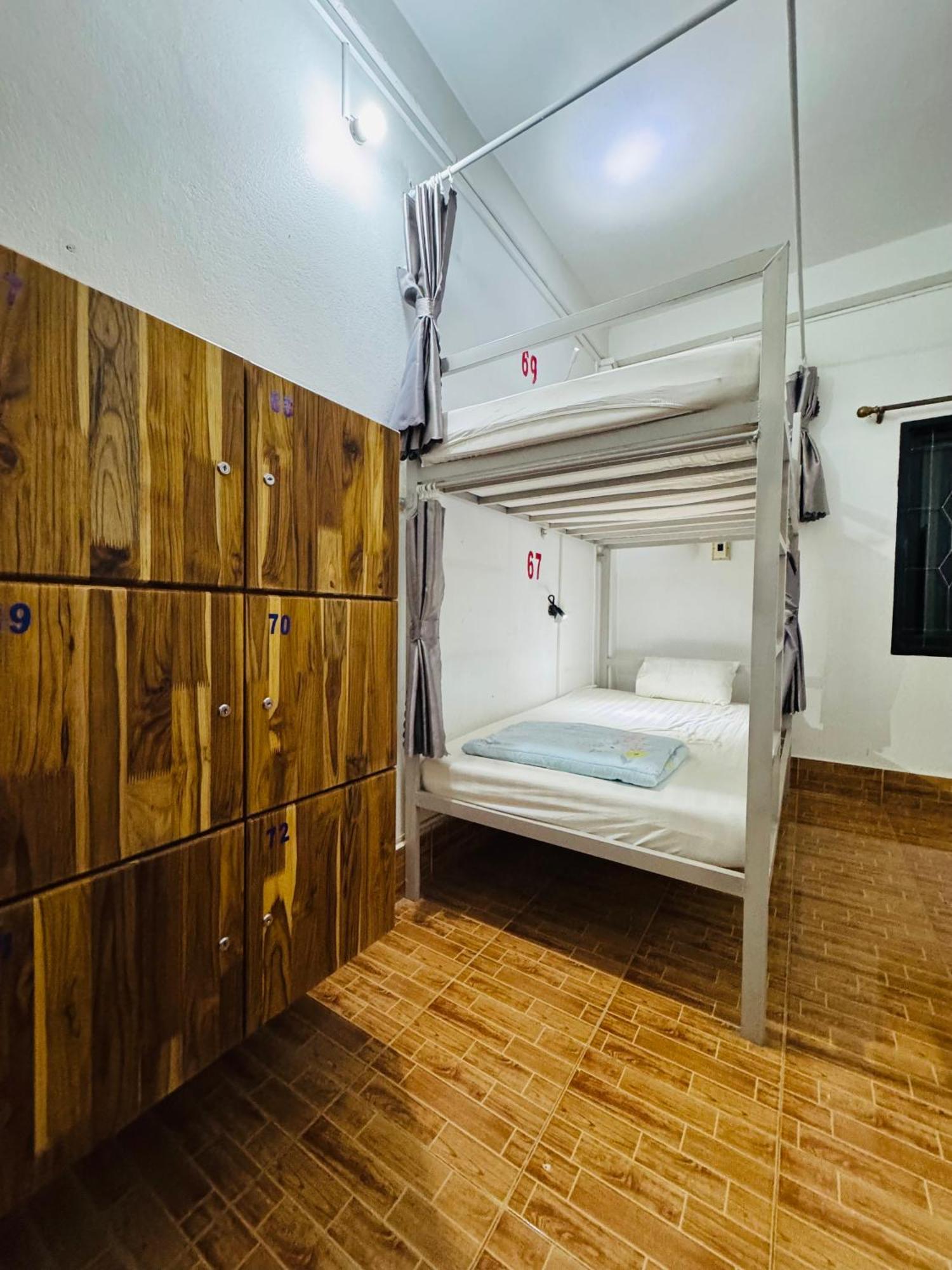 Vang Vieng Backpackers Hostel Dış mekan fotoğraf