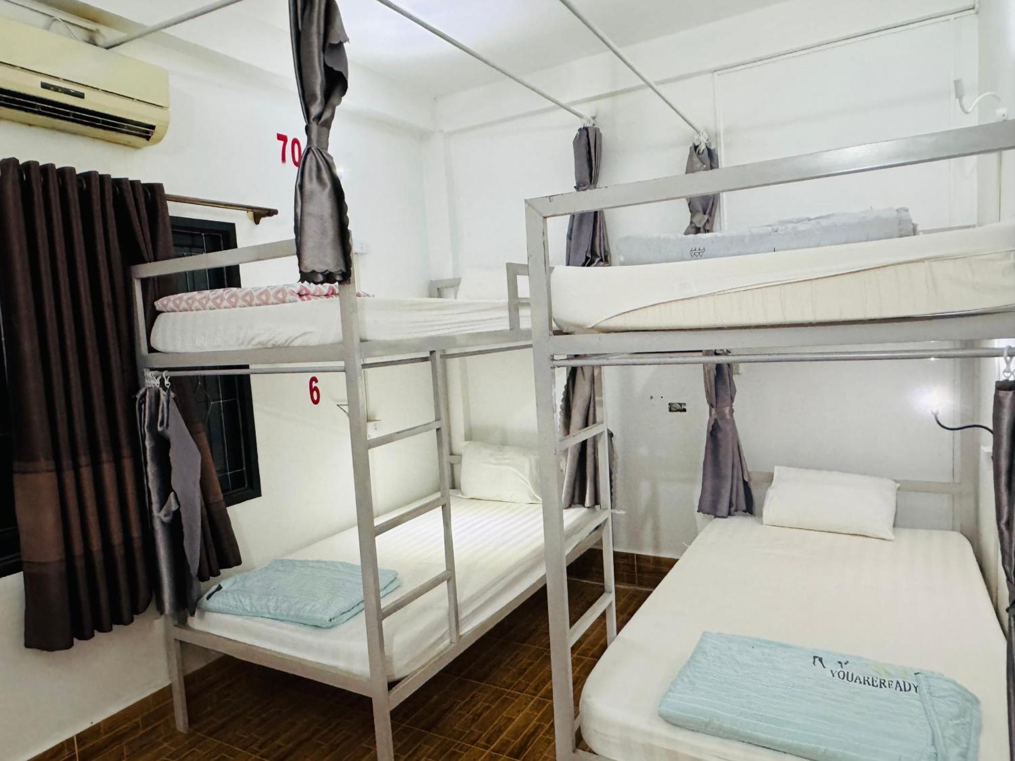 Vang Vieng Backpackers Hostel Dış mekan fotoğraf